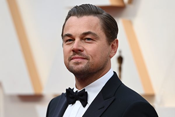 9 февраля 2020 года в Голливуде, Калифорния, США, Леонардо Ди Каприо (Leonardo DiCaprio) посетил 92-ю церемонию вручения премии Оскар. (ROBYN BECK/AFP via Getty Images) | Epoch Times Россия