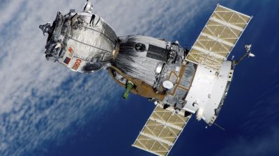 К МКС запустили «Прогресс МС-18» с новогодними подарками для экипажа