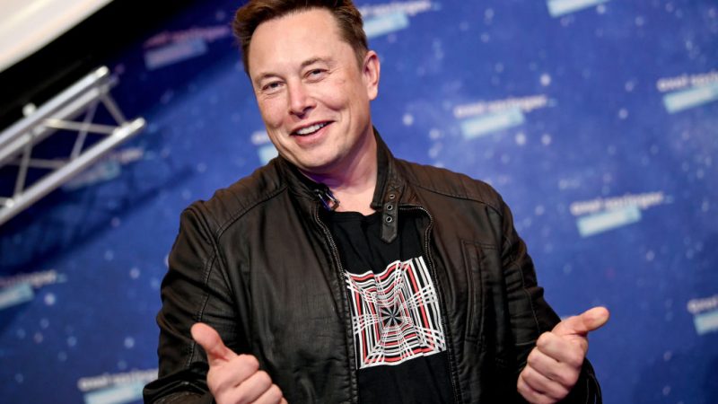Владелец SpaceX и генеральный директор Tesla Илон Маск. Фото:  Britta Pedersen-Pool/Getty Images) | Epoch Times Россия