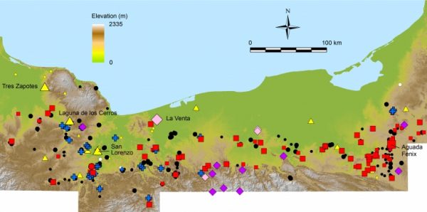 С помощью лидара обнаружено около 500 церемониальных мест, нанесённые на карту всей территории исследования. (Изображение: via Inomata et al)