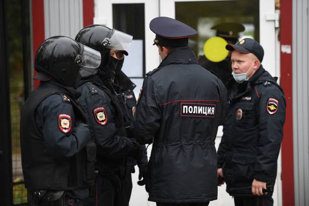 Российская полиция. Фото: NATALIA KOLESNIKOVA/AFP via Getty Images) | Epoch Times Россия