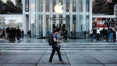 Apple судится с NSO Group из-за слежки за пользователями