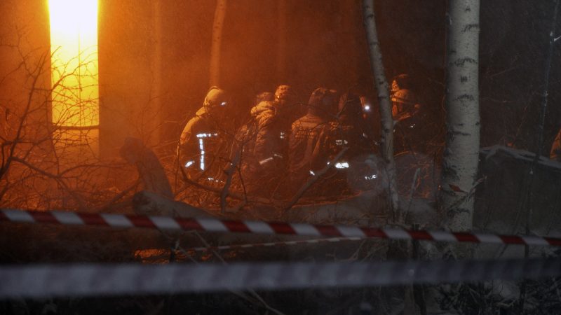 Девять человек погибло при крушении пассажирского самолёта Фн-12 под Иркутском. (38.mchs.gov.ru/CC BY 4.0) | Epoch Times Россия