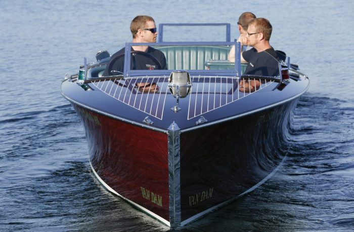 Плавучие шедевры: деревянные лодки, сочетающие классическую элегантность и современные технологии
