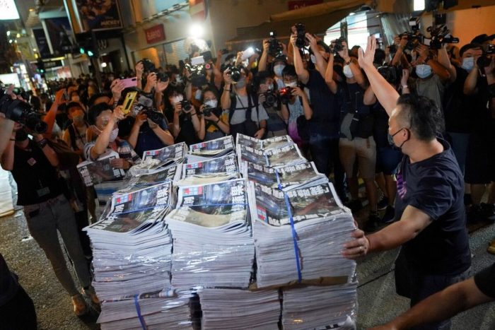 Джимми Лай и другие гонконгские активисты осуждены за акцию в память о погибших на площади Тяньаньмэнь