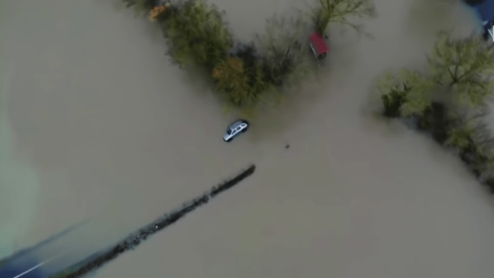 Ливни в Испании привели к наводнению. Скриншот/youtube.com | Epoch Times Россия