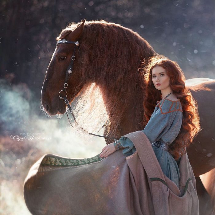 Русский фотограф запечатлевает самые величественные моменты людей с лошадьми