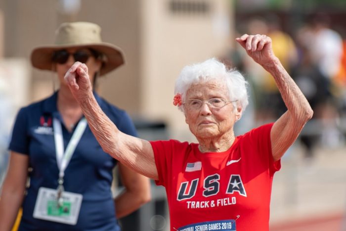 105-летняя бегунья установила новый мировой рекорд в беге на 100 м