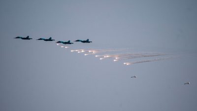 Россия провела военные учения по отражению авиаударов у западной границы