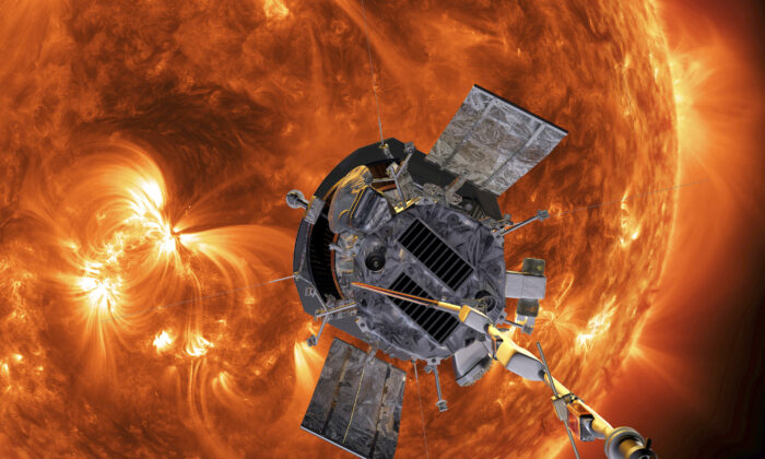 Приближение солнечного зонда Parker к Солнцу 14 декабря 2021 г. (Стив Гриббен / Johns Hopkins APL / NASA через AP) | Epoch Times Россия