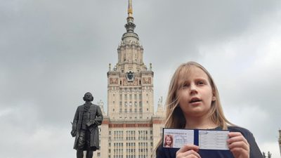 Скандал с отцом 9-летней студентки МГУ Тепляковой