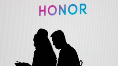 Honor подружился с Google и начал продажи вновь