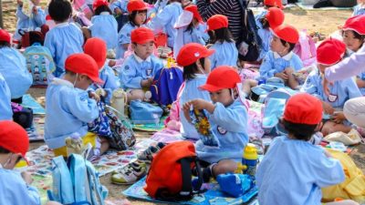 Японские дети успешно стартуют в жизнь