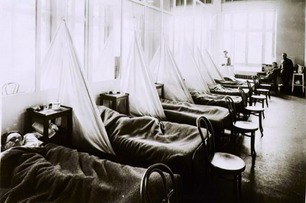 Пандемия испанского гриппа в 1918 году, по оценкам, унесла жизни 50 млн человек по всему миру. Satori13 via Dreamstime