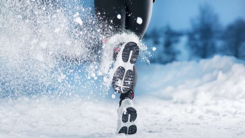 Бег зимой может стать приятным занятием, если вы хорошо к нему подготовлены. (Photos.com.)  | Epoch Times Россия