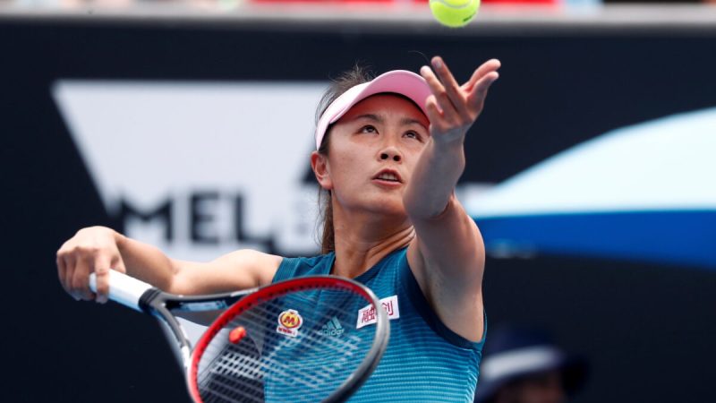 Пэн Шуай, китайская теннисистка, бывшая первая ракетка в мире в парном рейтинге, во время матча на Открытом чемпионате Австралии по теннису 15 января 2019 года. (REUTERS/Edgar Su/File Photo.)
 | Epoch Times Россия