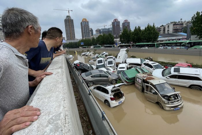 Пекин обвинил погоду и местных чиновников в разрушительном наводнении в провинции Хэнань