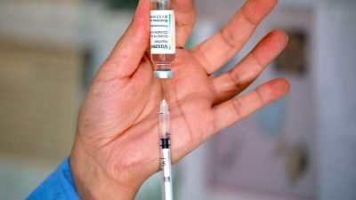 Ещё один побочный эффект вакцинации — поперечный миелит
