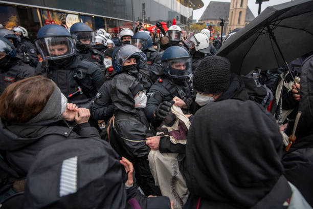 Протесты против COVID-ограничений. Фото: Thomas Lohnes/Getty Images | Epoch Times Россия