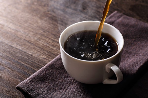 Многие исследования показали, что употребление кофе эффективно снижает риск развития рака печени (изображение: Shutterstock) | Epoch Times Россия