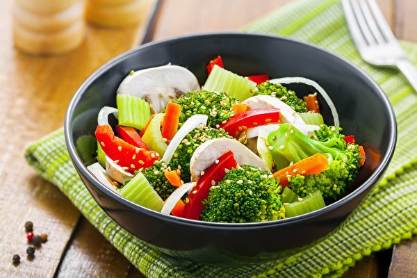 Диета, предусматривающая ежедневное употребление большого количества овощей, может ускорить метаболизм (изображение: Shutterstock) | Epoch Times Россия