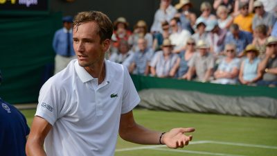Даниил Медведев проиграл Рафаэлю Надалю в финале Australian Open