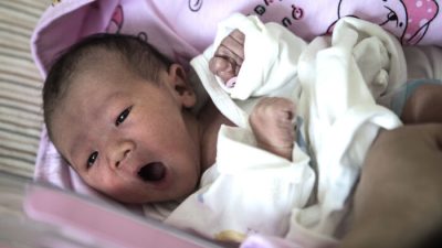 В Китае решили сократить число абортов