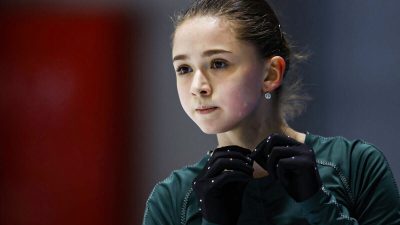 Российская фигуристка Валиева допущена к Олимпиаде