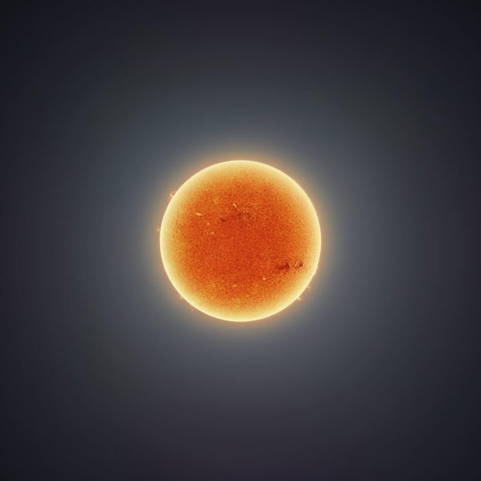 Потрясающая мозаика фотографий Солнца составлена из трёхсот тысяч снимков