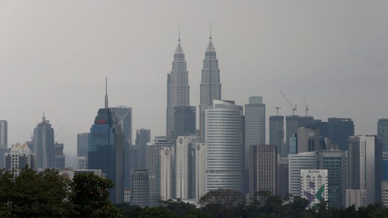 Вид на линию горизонта города Куала-Лумпур в Малайзии, 7 февраля 2018 года. (Lai Seng Sin/Reuters) | Epoch Times Россия