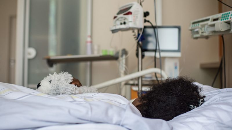 Женщина лечится в берлинской больнице от тяжёлых последствий калечащих операций на половых органах (Фото: picture Alliance/dpa)
 | Epoch Times Россия