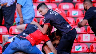 26 человек пострадали в массовой драке на футбольном матче в Мексике