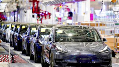 Tesla второй раз повысила цены на электромобили из-за инфляционного давления