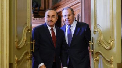 Министр иностранных дел Турции приглашает в страну российских олигархов