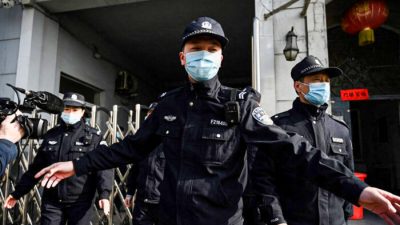 Пекин принудительно возвращает китайцев из-за рубежа, чтобы подавить инакомыслие