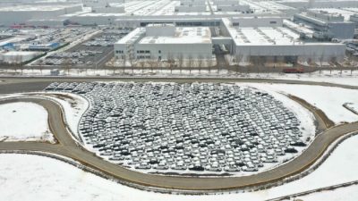BMW приостанавливает производство в Китае из-за вспышки COVID-19