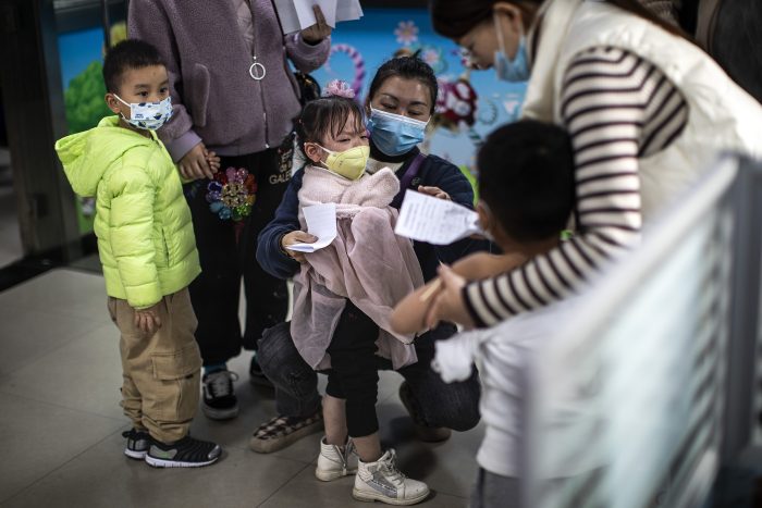 Китайские вакцины стали причиной лейкемии у детей