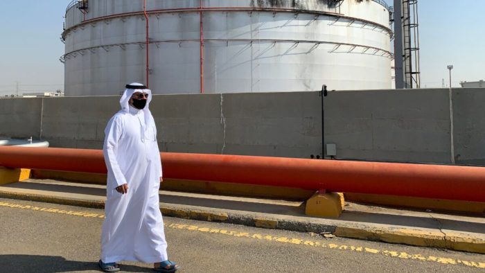 Саудовская Аравия рассматривает возможность продажи нефти Китаю за юани