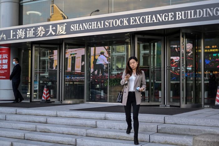 Иностранные инвесторы уходят из Китая