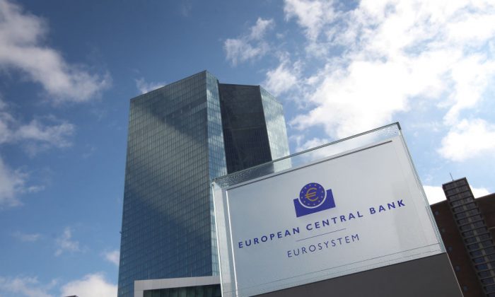 Европейский центральный банк (ЕЦБ) во Франкфурте-на-Майне, Германия, 9 марта 2017 года. (Daniel Roland/file/AFP/Getty Images)
 | Epoch Times Россия