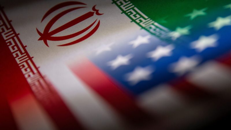 Флаги Ирана и США. Фото: Dado Ruvic/Illustration/Reuters  | Epoch Times Россия