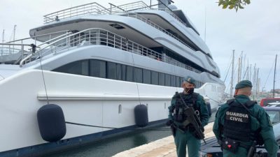 В Испании конфискована яхта российского олигарха стоимостью $90 млн