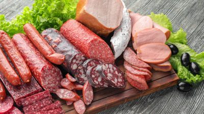 Переработанное мясо вызывает рак: Международное агентство по изучению рака