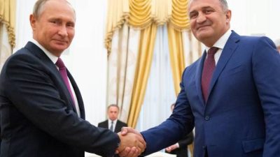 В Южной Осетии отложен референдум о присоединении к Российской Федерации