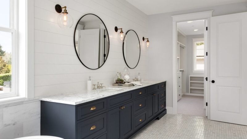 Сделайте ванную комнату своей любимой комнатой в доме с этими креативными дизайнерскими идеями. (iStockphoto) | Epoch Times Россия