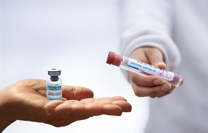 В России началось массовое производство новой вакцины «Конвасэл» против COVID-19. | Epoch Times Россия
