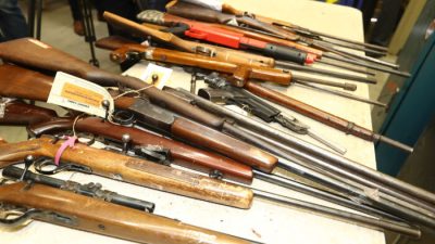 Полиция Австралии планирует уничтожить три тонны изъятого оружия