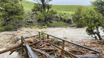 Мощное наводнение в Йеллоустоуне: Такое случается раз в тысячелетие