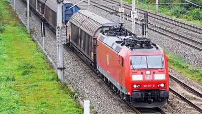 Литва запретила транзит санкционных грузов в Калининградскую область по железной дороге