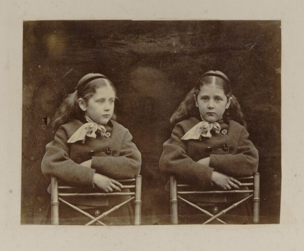 «Беатрикс Поттер», 1868-86 гг., автор Руперт Поттер. Семейный фотоальбом с фотографиями. Музей Виктории и Альберта, Лондон. (Victoria and Albert Museum, London)